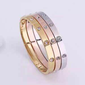 18K Gold-Plated Love Friendship Bracelets Trendy Stainless Steel Bangle Jewelry